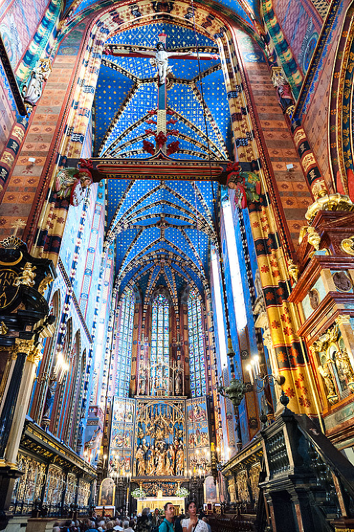 Visiting St. Mary’s Basilica, Krakow, Poland » Travel Photography Blog