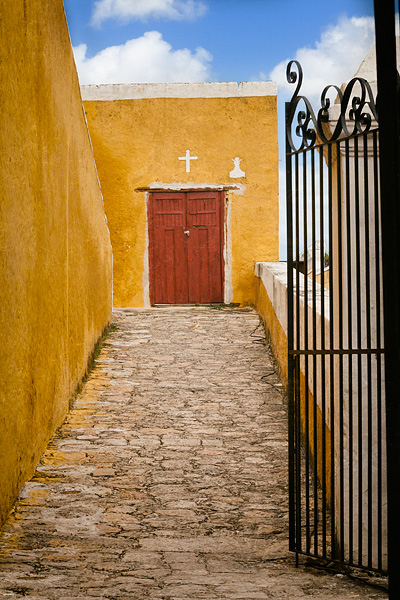 convent, Yellow town of Izamal, Yucatan, Mexico