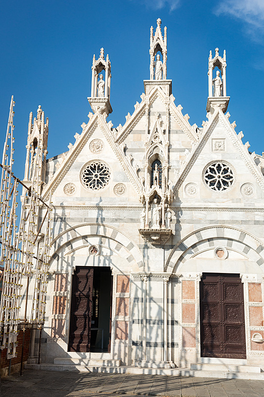 Santa Maria della Spina is a small church in the Italian city of Pisa located on the Arno River. The church was erected around 1230 in Pisan Gothic style. The name of della Spina derives from "thorn," as this church once contained the relic of a thorn from the crown placed on Christ during his crucifixicion. The relic now resides in Rome.