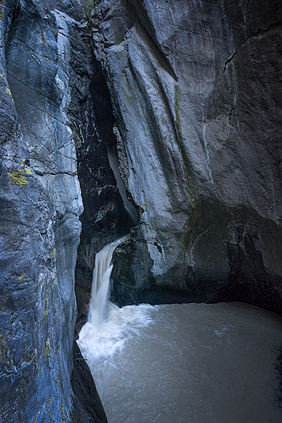 Hiking to Box Canyon Falls, Ouray, CO, USA