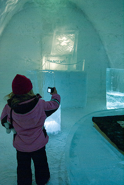 ice-hotel-sweden