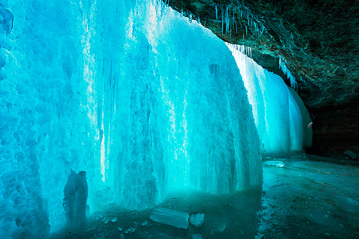 Winter Magic Behind A Frozen Waterfall In Minneapolis —dare I Share Travel Photography Blog 5733