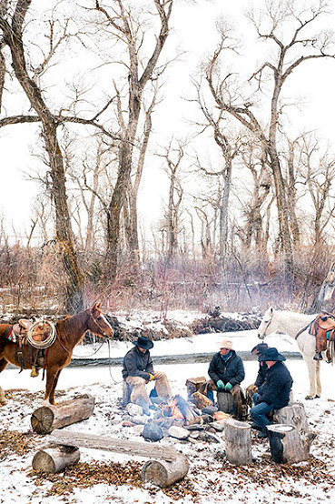 life-on-a-ranch-bonfire-winter