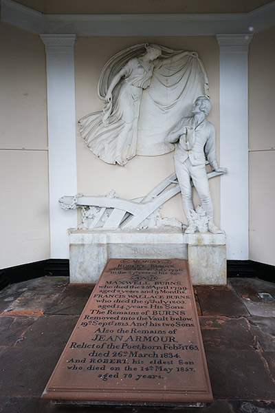 Mausoleum in Dumfries on the Robert Burns trail