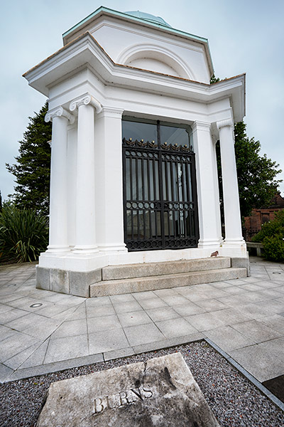 Mausoleum in Dumfries on the Robert Burns trail