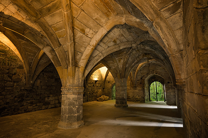 visit dunfermline monastery