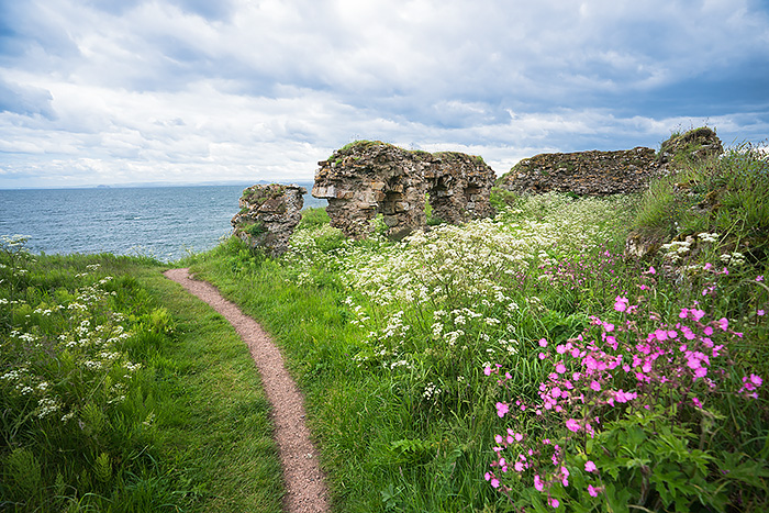  Ardross Castle, hiking adventure, FIfe Coastal Path