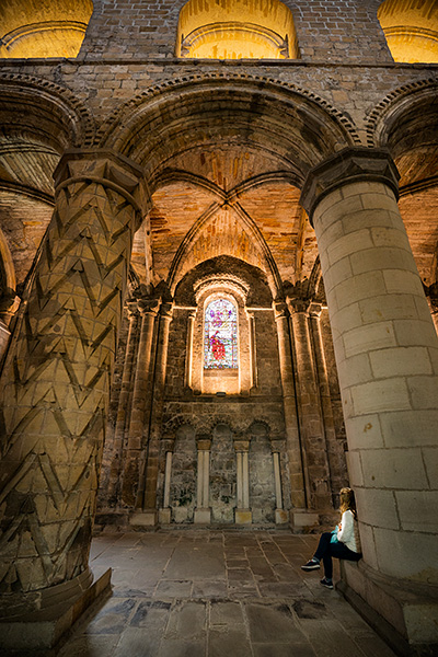 visit Dunfermline Abbey, Scotland