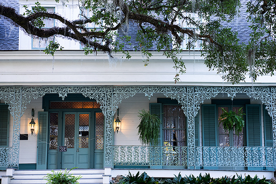 Inviting Myrtles Plantation, Lousiana