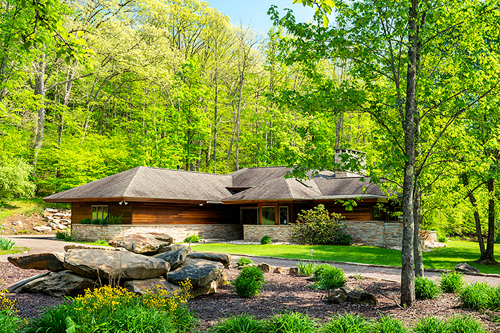 Staying in a Frank Lloyd Wright house