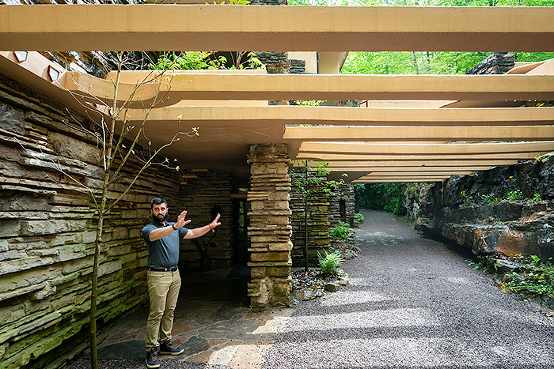 Entrance to Frank Lloyd Wright