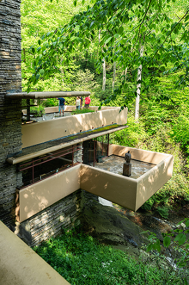 Terrace atFrank Lloyd Wright