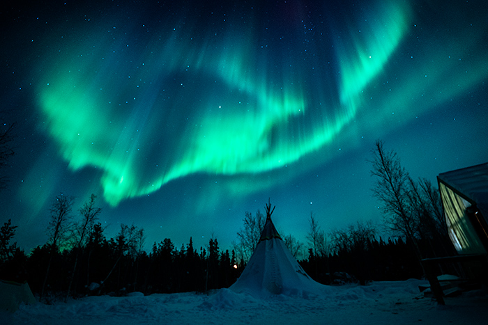 Aurora Viewing in Yellowknife, Alberta, Canada