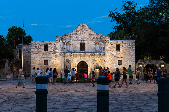 Alamo, exploring San Antonio Missions in Texas