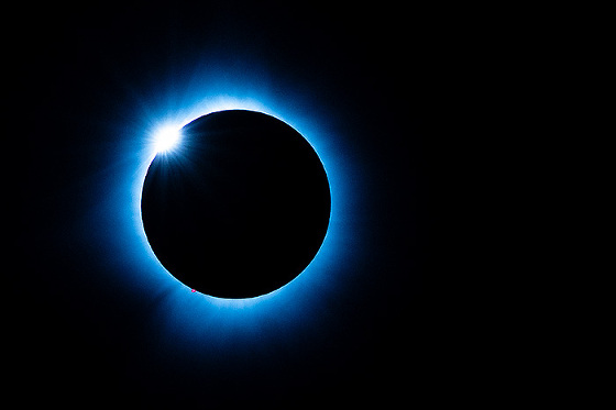 Blue diamond ring, total solar eclipse