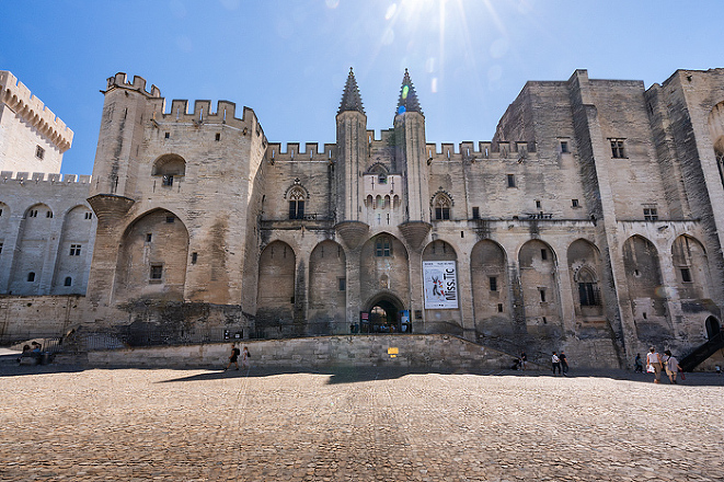 Avignon Pope