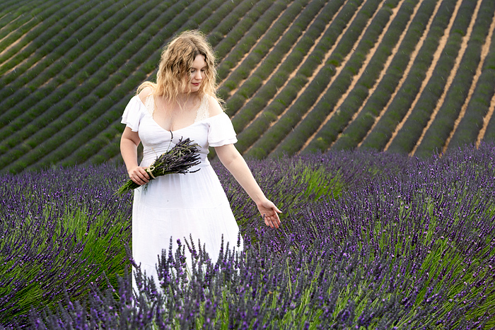 Woman with bouquet, lavender in Provence