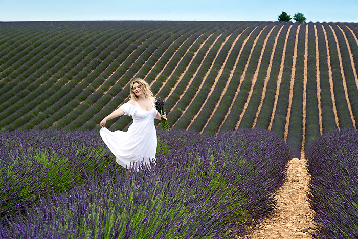 Woman with bouquet, lavender in Provence